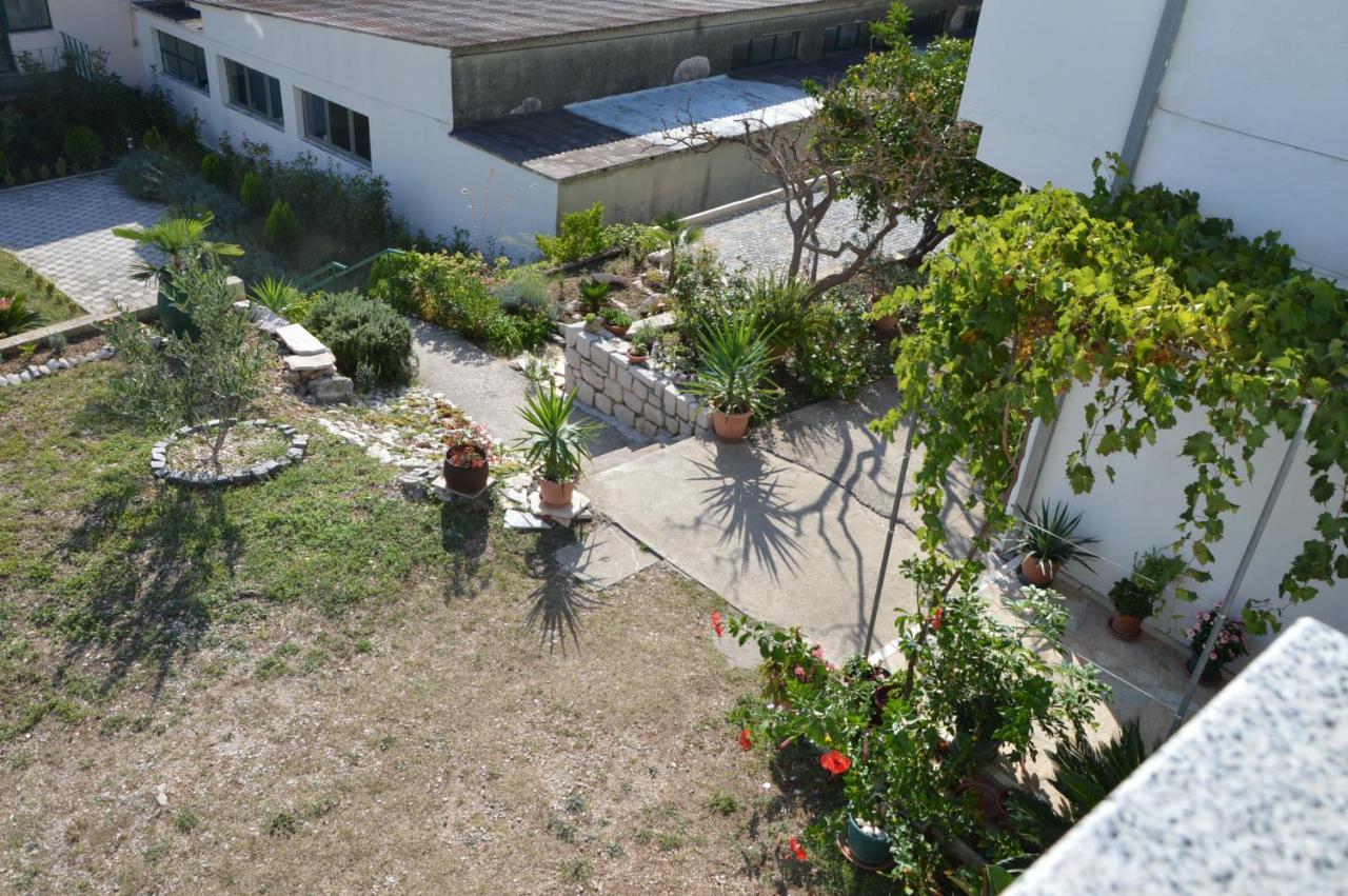 Apartman Mare ดริเวนิก ภายนอก รูปภาพ