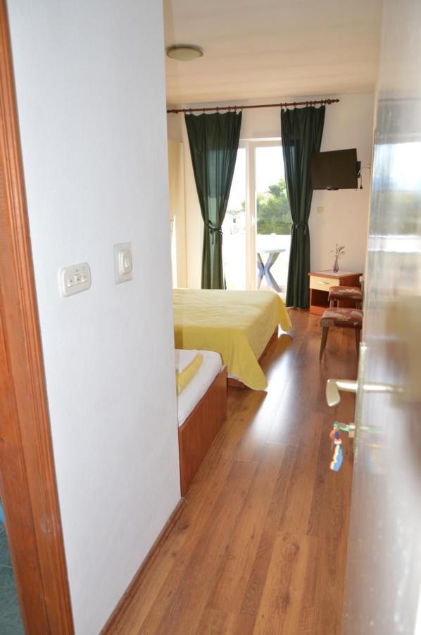 Apartman Mare ดริเวนิก ภายนอก รูปภาพ