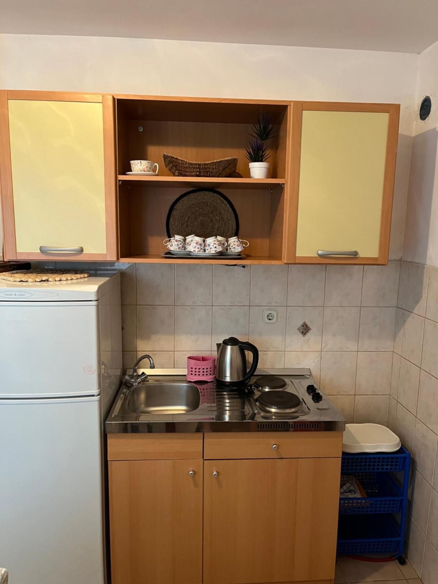 Apartman Mare ดริเวนิก ภายนอก รูปภาพ